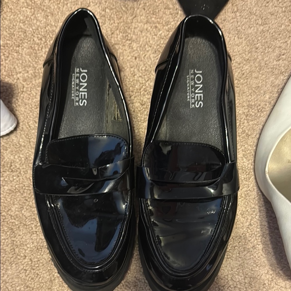 Jones New York Black Patent Leather Flats